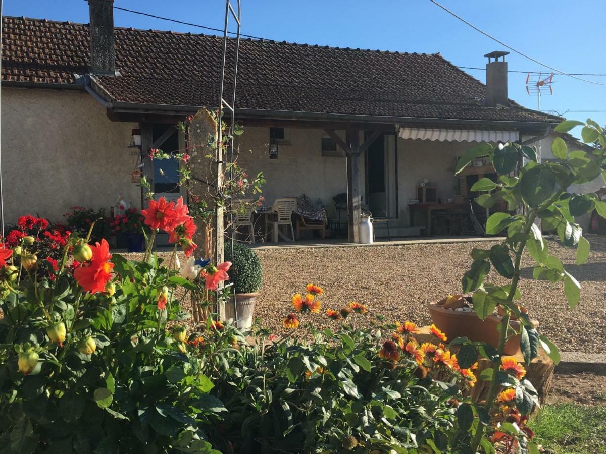 Вілла La Petite Maison Toulon-sur-Arroux Екстер'єр фото